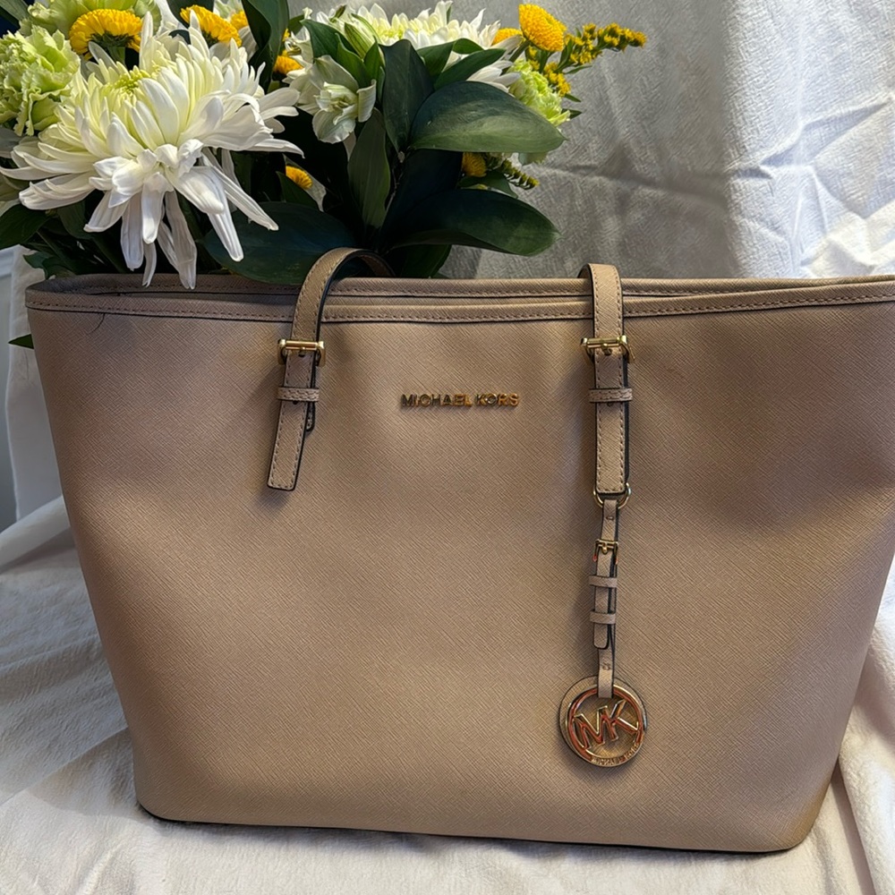 Michael Kors shoulder bag.
